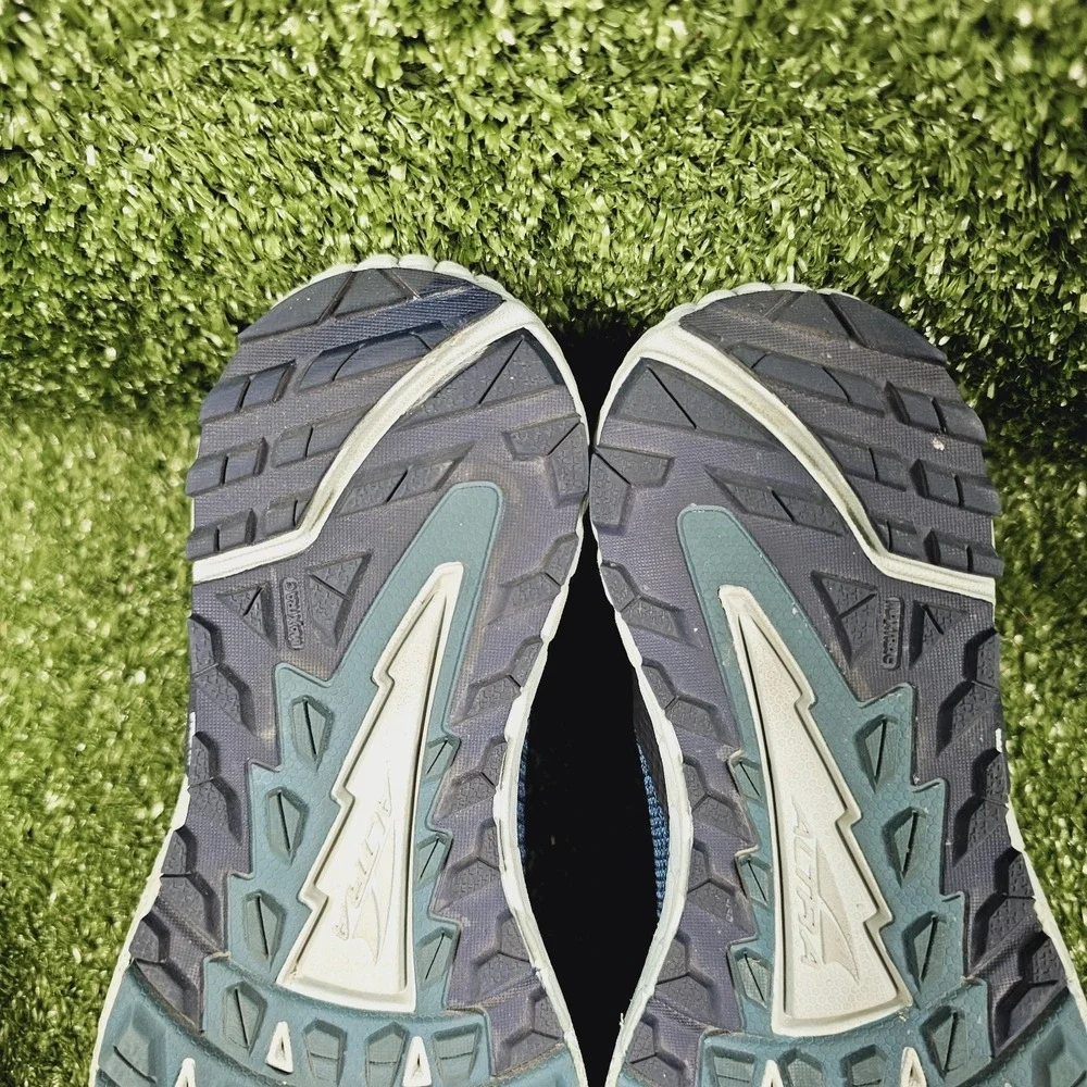 Altra Timp 4 Navy Blue Teal Athletic Trail Running Sneakers Womens Size 6.5